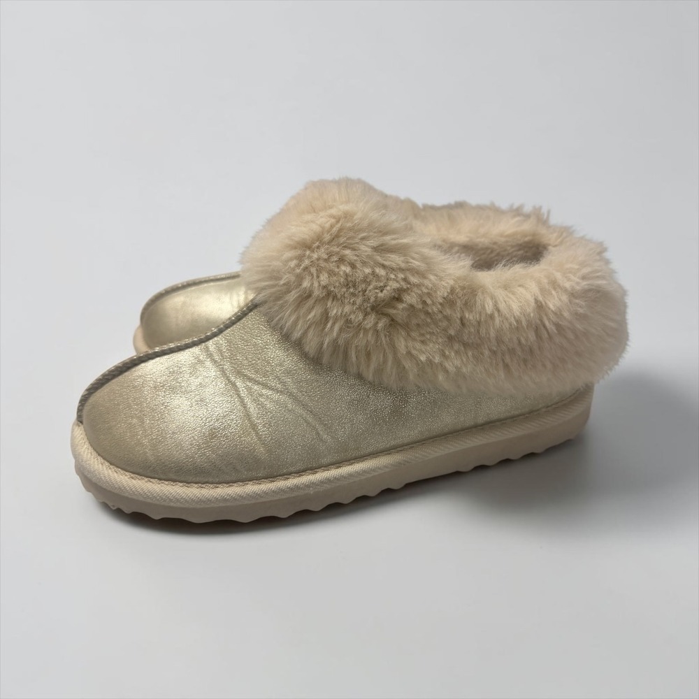 Target Girls Gold Shimmer Faux Fur Trim Slipper Shoes Metallic Size 3